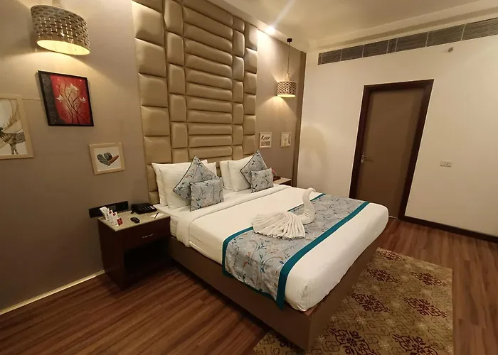 Lords Plaza Jaipur